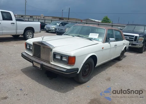 1986 Rolls-Royce Silver Spur z USA, uszkodzony, nr VIN SCAZN42A5GCX14809